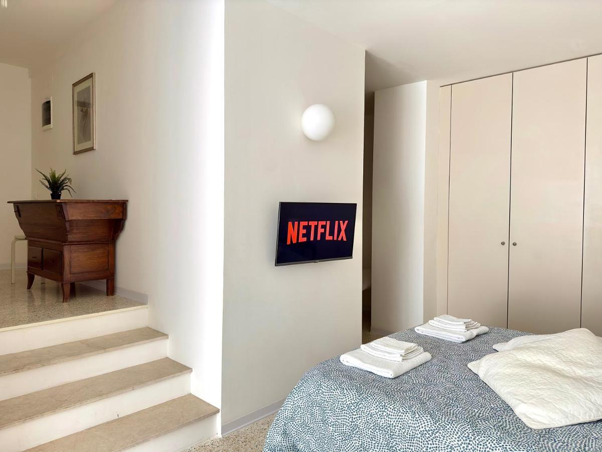 Minimal Apartment Navigli Μιλάνο Εξωτερικό φωτογραφία